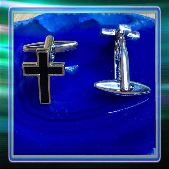 Silver And Black Enamel Religious Cross Cufflinks - Picture 2 of 8